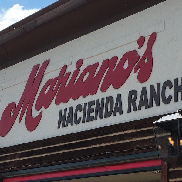 รูปภาพถ่ายที่ Mariano&#39;s Hacienda Ranch Dallas โดย Joe R. เมื่อ 7/23/2016