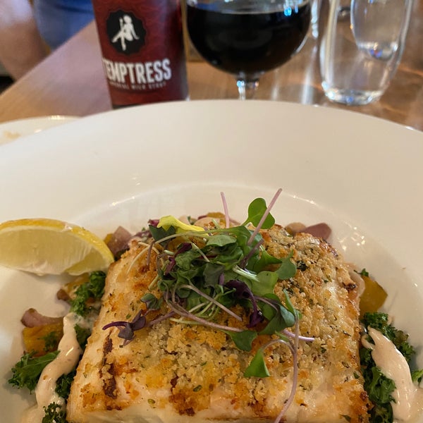 TJ's Seafood Market Grill Seafood Restaurant