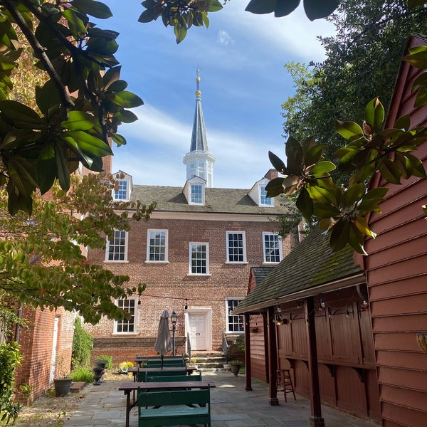Photo taken at Gadsby&#39;s Tavern Museum by Peter A. on 9/29/2022