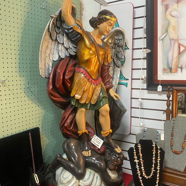 Miller's Antique Mall Antique Store in Verona