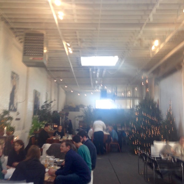 Gorgeous interior and lots of delicious brunch options. Truffle and parm scramble was delicious!