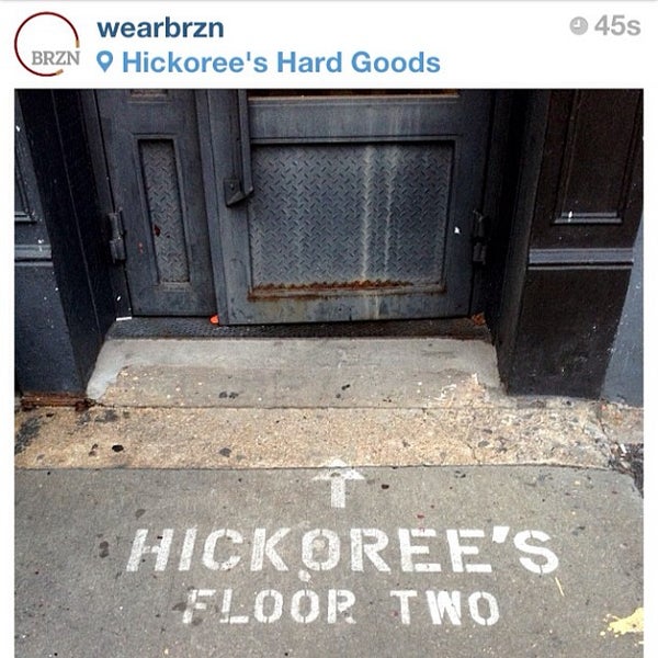Foto tirada no(a) Hickoree&#39;s Floor Two por Ben D. em 1/19/2013