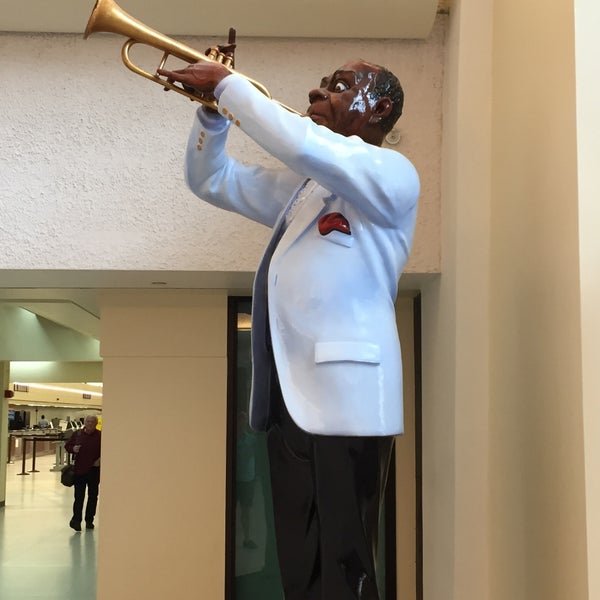 Photo taken at Louis Armstrong New Orleans International Airport (MSY) by Sean H. on 5/25/2015
