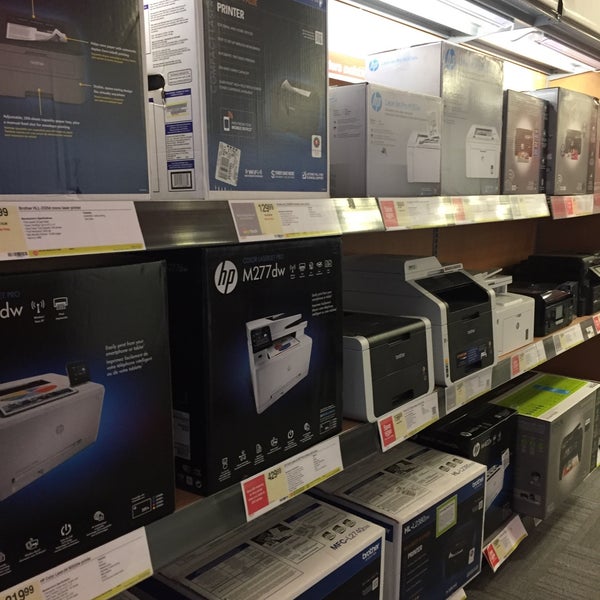 Staples Downtown Boston 1 Washington Mall