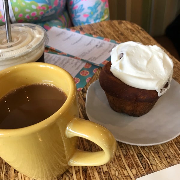 Снимок сделан в Bayou Bakery, Coffee Bar &amp; Eatery пользователем Sean H. 10/13/2019