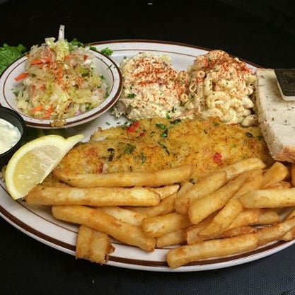 Снимок сделан в The Cove - Seafood &amp; Banquets пользователем The Cove - Seafood &amp; Banquets 10/22/2014