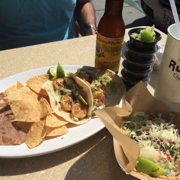 Photo taken at Rubio&#39;s Coastal Grill by Lucy B. on 3/19/2015