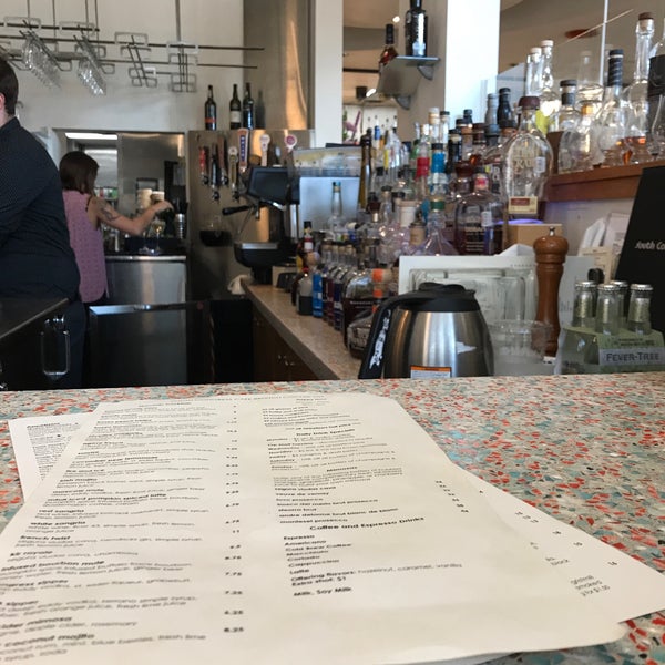 6/24/2018 tarihinde Jody B.ziyaretçi tarafından South Congress Cafe'de çekilen fotoğraf
