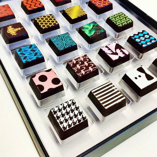 10/22/2014 tarihinde Compartes Chocolatier Melrose Placeziyaretçi tarafından Compartes Chocolatier Melrose Place'de çekilen fotoğraf