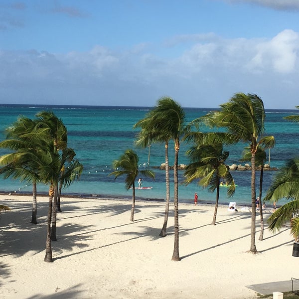 Photo taken at Meliá Nassau Beach by Elizabeth I. on 12/26/2015