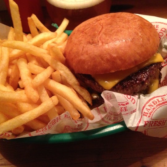 Flippin Burgers Now Closed Kungsholmen 31 Tips From 574 Visitors