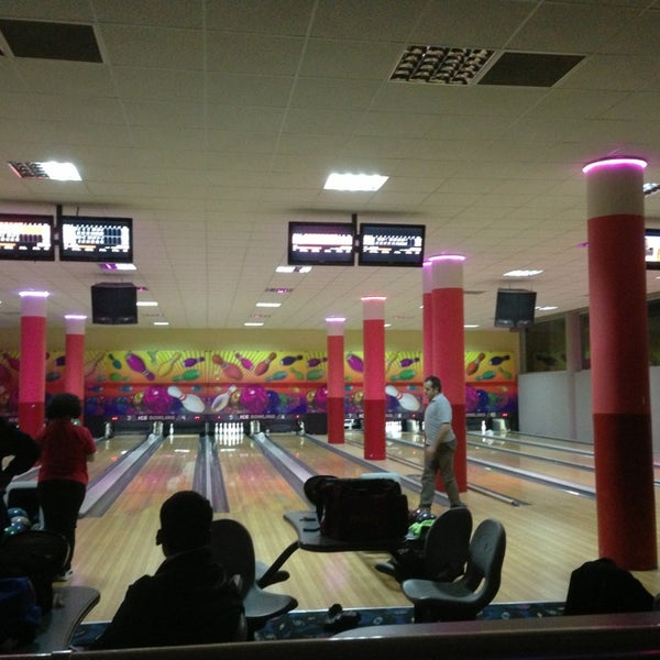 Ice Bowling