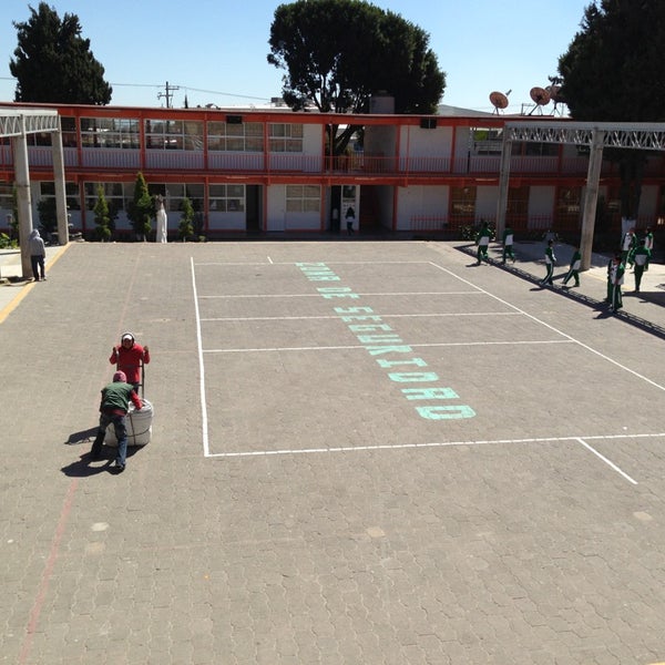 Fotos En Escuela Secundaria General Gabriela Mistral Colegio Secundario