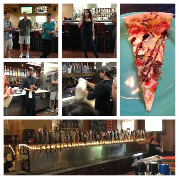 7/27/2013에 Corey J.님이 Revolution Pizza And Ale House에서 찍은 사진