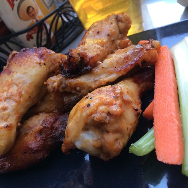 The wings are delicious!