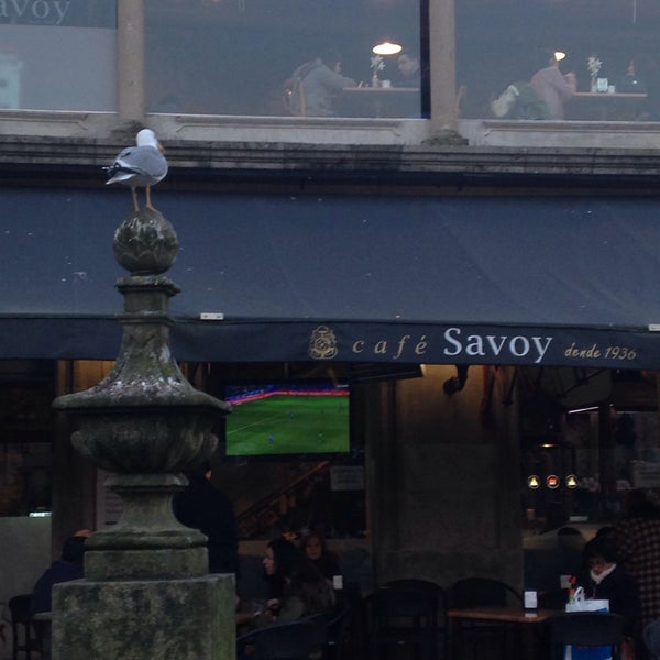 Foto tirada no(a) Savoy Restobar por Roberto B. em 1/21/2017