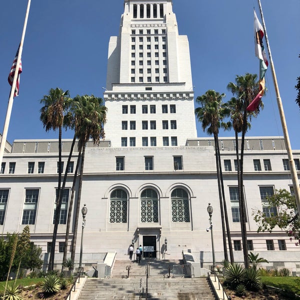 Снимок сделан в Los Angeles City Hall пользователем Timothy O. 9/11/2019