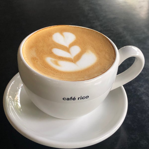 10/11/2019 tarihinde Timothy O.ziyaretçi tarafından Buna - Café Rico'de çekilen fotoğraf