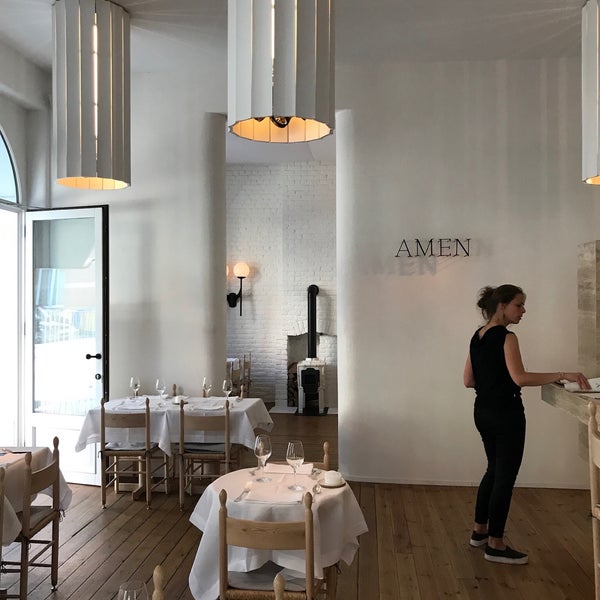 รูปภาพถ่ายที่ AMEN restaurant โดย Isil B. เมื่อ 6/10/2017