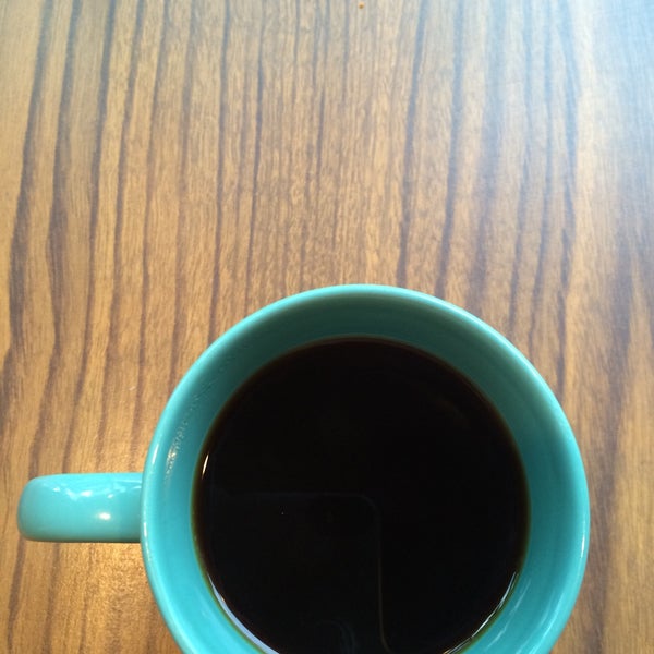 รูปภาพถ่ายที่ Propeller Coffee โดย aj w. เมื่อ 11/5/2015