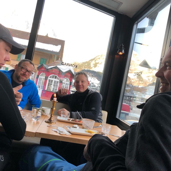Photo taken at Ski Lodge Engelberg by Vegard K. on 3/4/2019