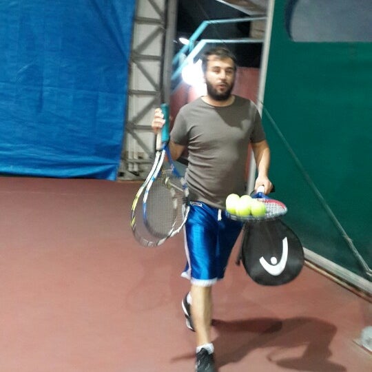 5/28/2014にpapyonadamがDarüşşafaka Tenis Park Akademiで撮った写真