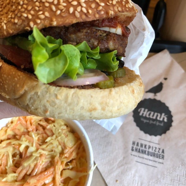 Photo taken at Hank Burger by Kevin L. on 4/2/2018