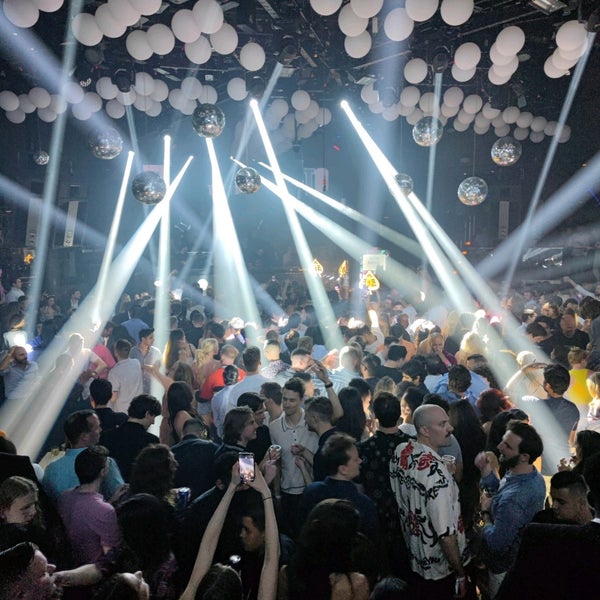 Foto scattata a STORY Nightclub da Nishant S. il 4/9/2022
