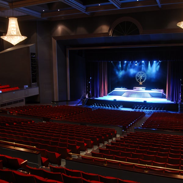 Foto tirada no(a) Raleigh Memorial Auditorium por Raleigh Memorial Auditorium em 10/24/2014