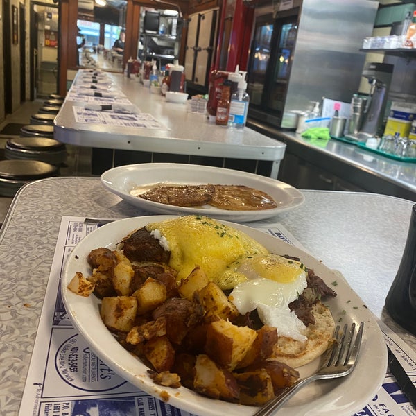 Jiggers Diner Diner in East Greenwich