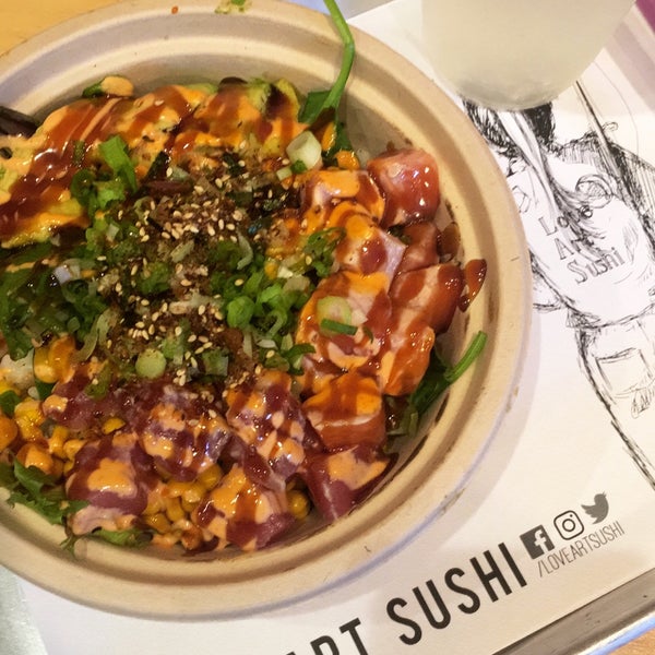 7/9/2018 tarihinde Cindy N.ziyaretçi tarafından Love Art Sushi'de çekilen fotoğraf