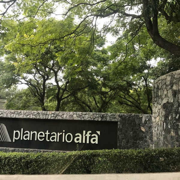 Снимок сделан в Planetario Alfa пользователем Claudia P. 7/11/2018