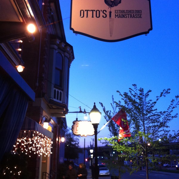 Otto's American Restaurant in Mainstrasse, Covington, KY