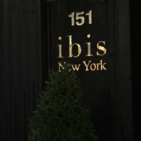 10/10/2014 tarihinde Harry C.ziyaretçi tarafından IBIS New York'de çekilen fotoğraf