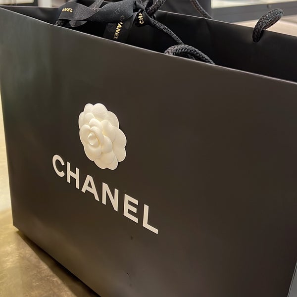 Chanel Boutique - Boutique in Honolulu