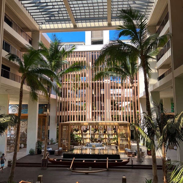 รูปภาพถ่ายที่ Mauna Lani, Auberge Resorts Collection โดย Jessica L. เมื่อ 9/24/2022