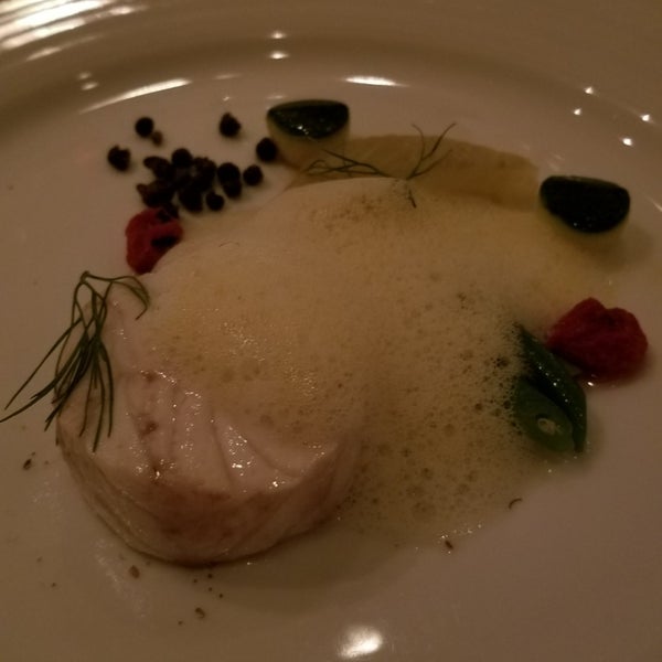 Снимок сделан в Chef Mavro Restaurant пользователем Jessica L. 2/16/2019