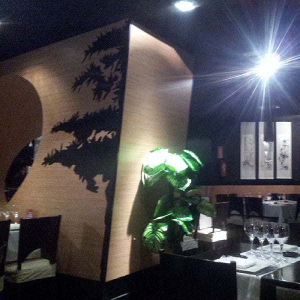 Foto diambil di Restaurante Ninsei oleh RJ pada 9/30/2013