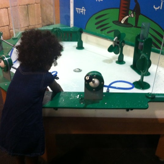 11/6/2012にSusan M B.がZimmer Children&#39;s Museumで撮った写真