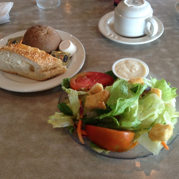 Paul's Family Restaurant Northwest Elgin'de Yunan Restoranı