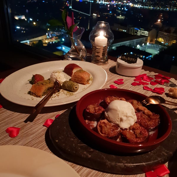 9/21/2018 tarihinde . ..ziyaretçi tarafından Safran Restaurant  InterContinental Istanbul'de çekilen fotoğraf