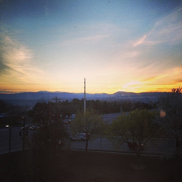 Photo taken at SpringHill Suites Boise by Fernando F. on 4/9/2014