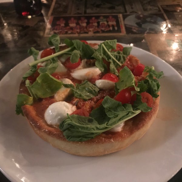 Foto tomada en Stromboli Deep Dish Pizza  por Pablo V. el 5/19/2019
