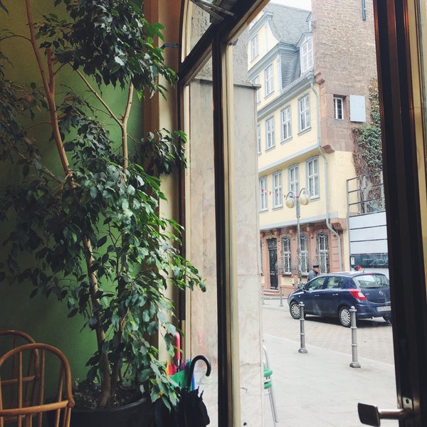3/17/2018에 Kyrillie님이 Café Karin에서 찍은 사진