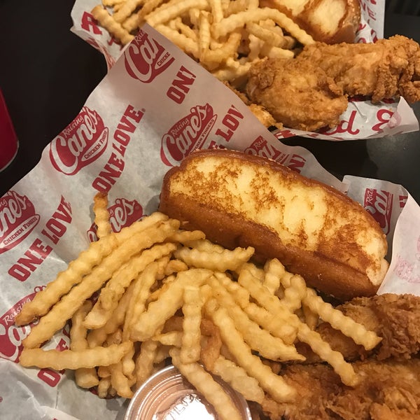 Photo taken at Raising Cane&#39;s Chicken Fingers by Haluthai I. on 10/30/2016