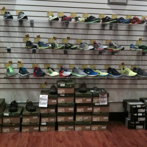 Photos at Garry Gribble s Running Sports 8600 Ward Pkwy