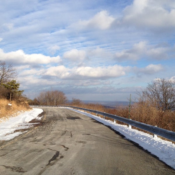 The Knob Scenic Lookout in Mt. Pocono