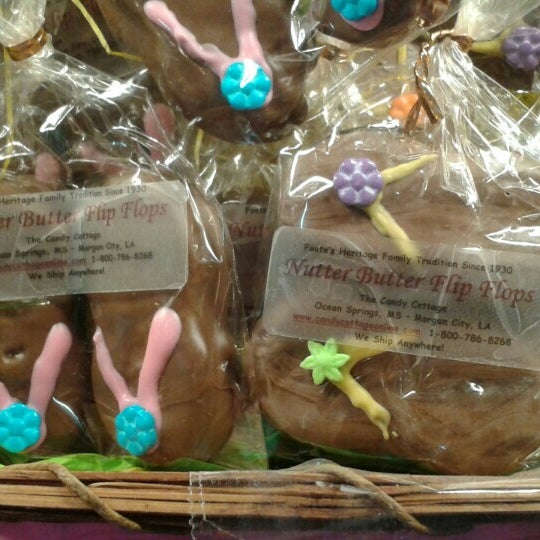 Candy Cottage 702 Washington Ave