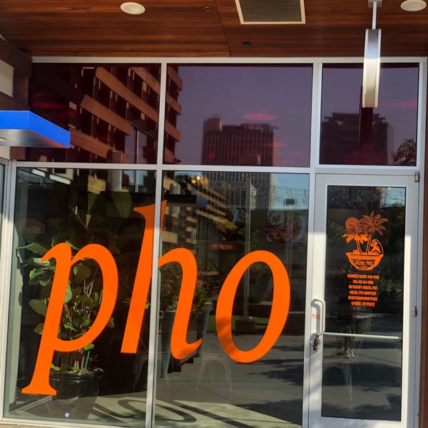 Photo taken at Seoul Pho by 주필 김. on 10/19/2019