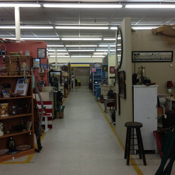 Lake Norman Antique Mall Mooresville, NC